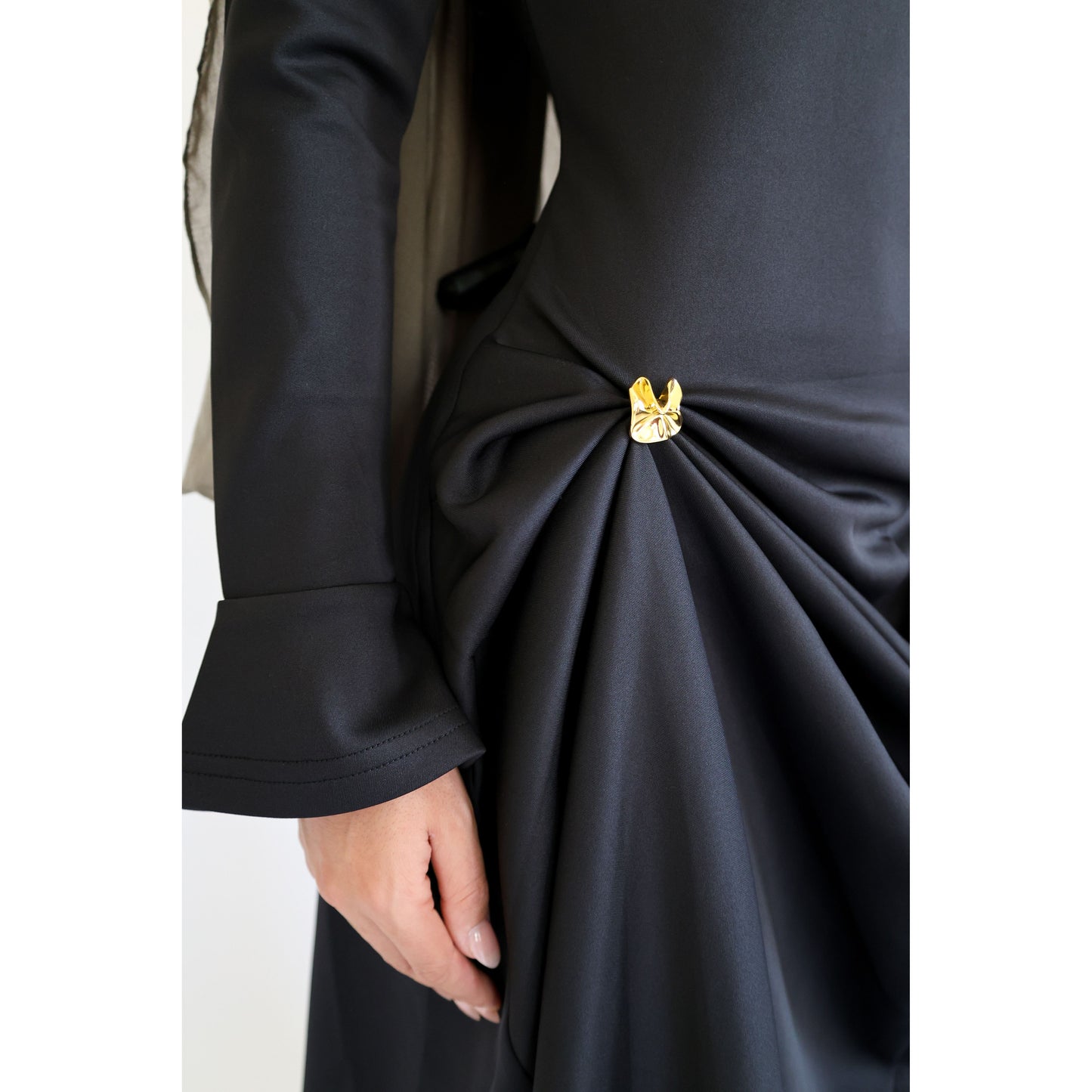 Layali | BLACK