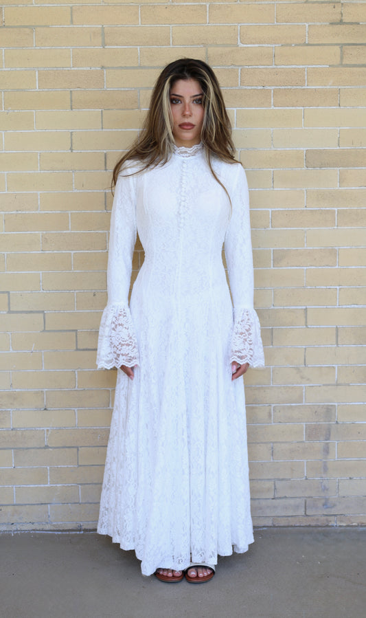 Amelia- Gardenia White